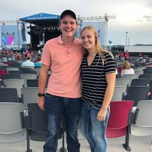 Meet your Posher, Mallory